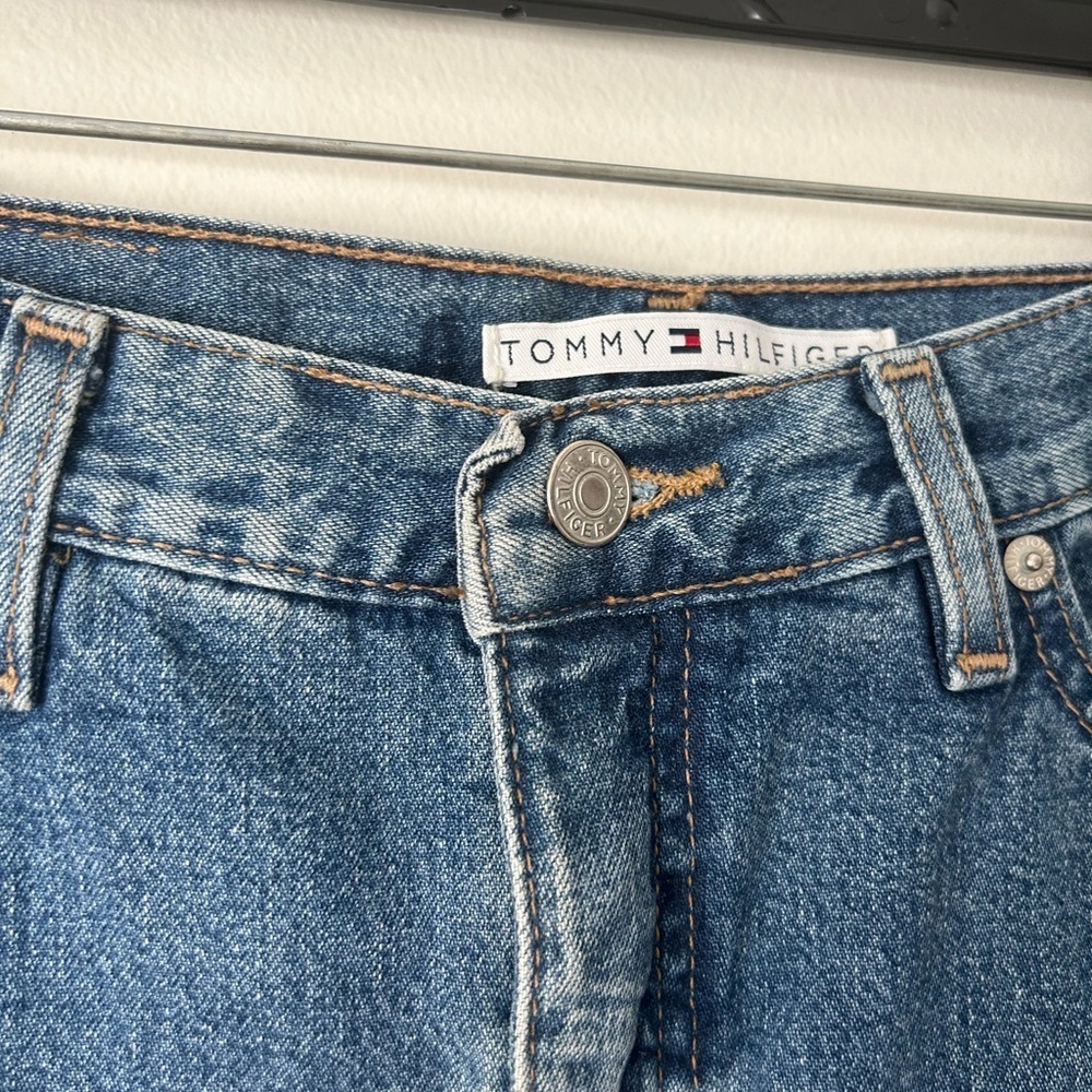 Tommy Hilfiger size 10 denim shorts - Picture 3 of 5
